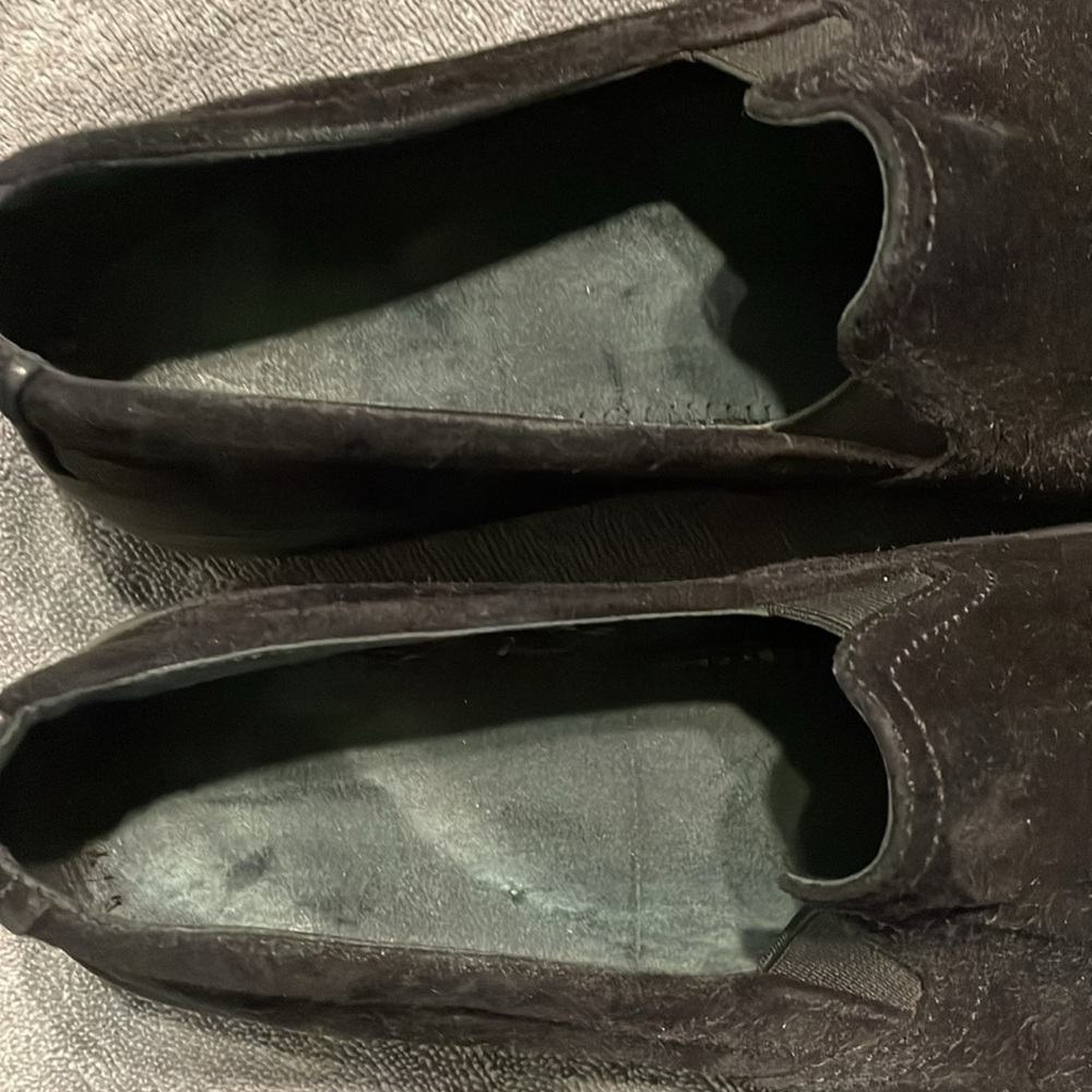 Prada black Women’s suede slip on shoes size EUR 37.5 / US 7.5-8. Also in Plum! - Picture 5 of 10